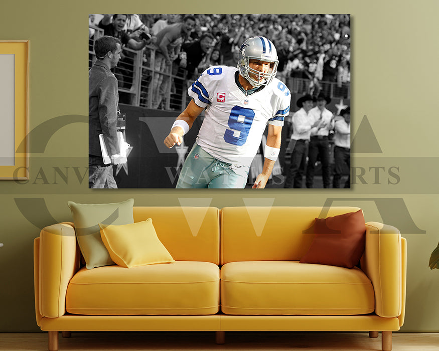 Tony Romo Black & White Canvas Art American Football Canvas Wall Art