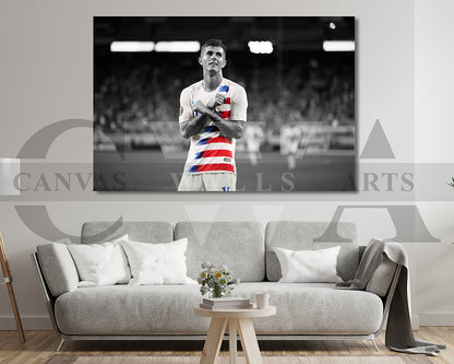Christian Pulisic Black & White Canvas Art Soccer Canvas Wall Art