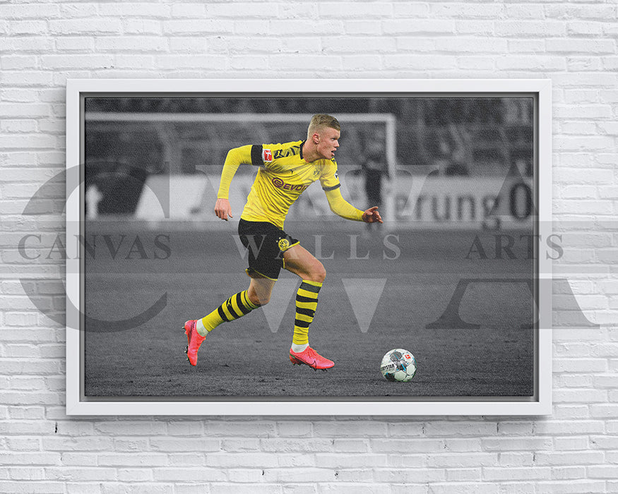Erling Haaland Black & White Canvas Art Soccer Canvas Wall Art