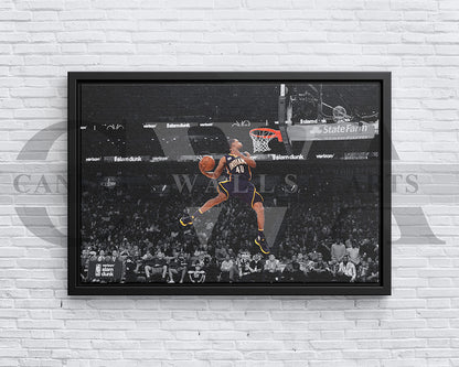 Glenn Robinson Black & White Canvas Art Basketball Canvas Wall Art
