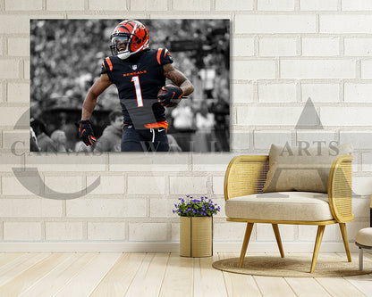 Ja'Marr Chase Black & White Canvas Art American Football Canvas Wall Art
