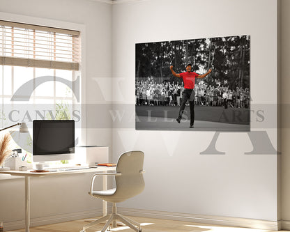 Tiger Woods 2019 Masters Canvas Wall Art