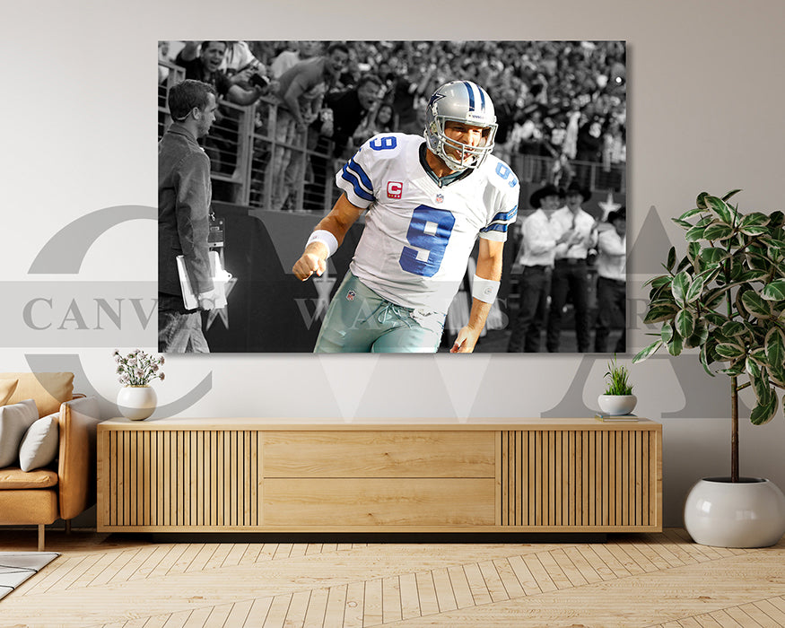 Tony Romo Black & White Canvas Art American Football Canvas Wall Art