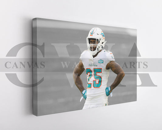 Xavien Howard Black & White Canvas Art American Football Canvas Wall Art